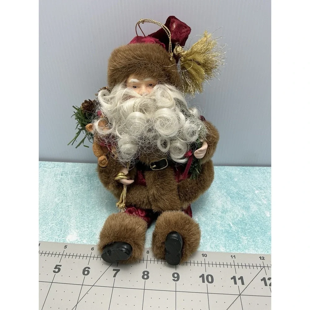 Santa Claus Figurine‎ Ornament 9'